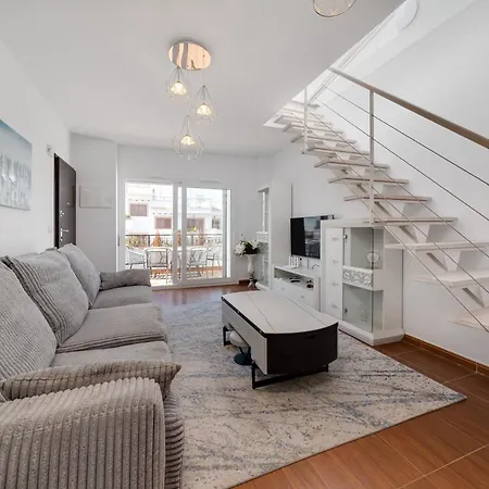 Azul アパート トレビエハ